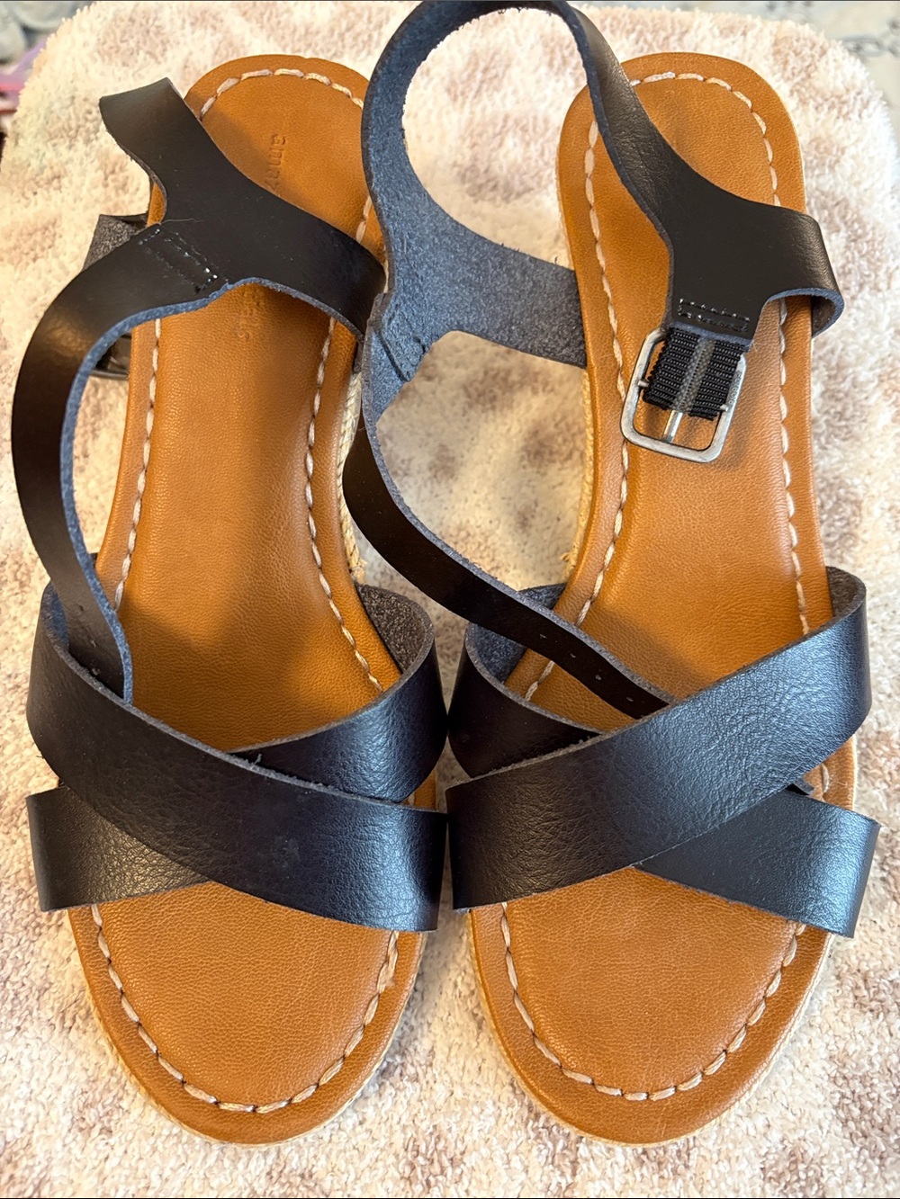 Amazon Essentials - Size 8 - Black Crisscross Sandals with braided wedge.